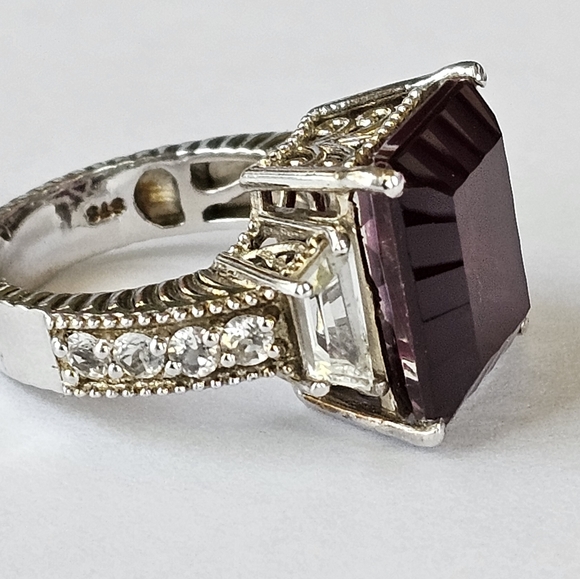 Blazing Red Quartz & White Topaz Ring in Platinum/925 Size 6 - Picture 10 of 11